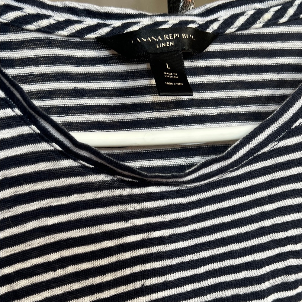 Banana Republic navy and White Striped linen Tank Top - Picture 6 of 7